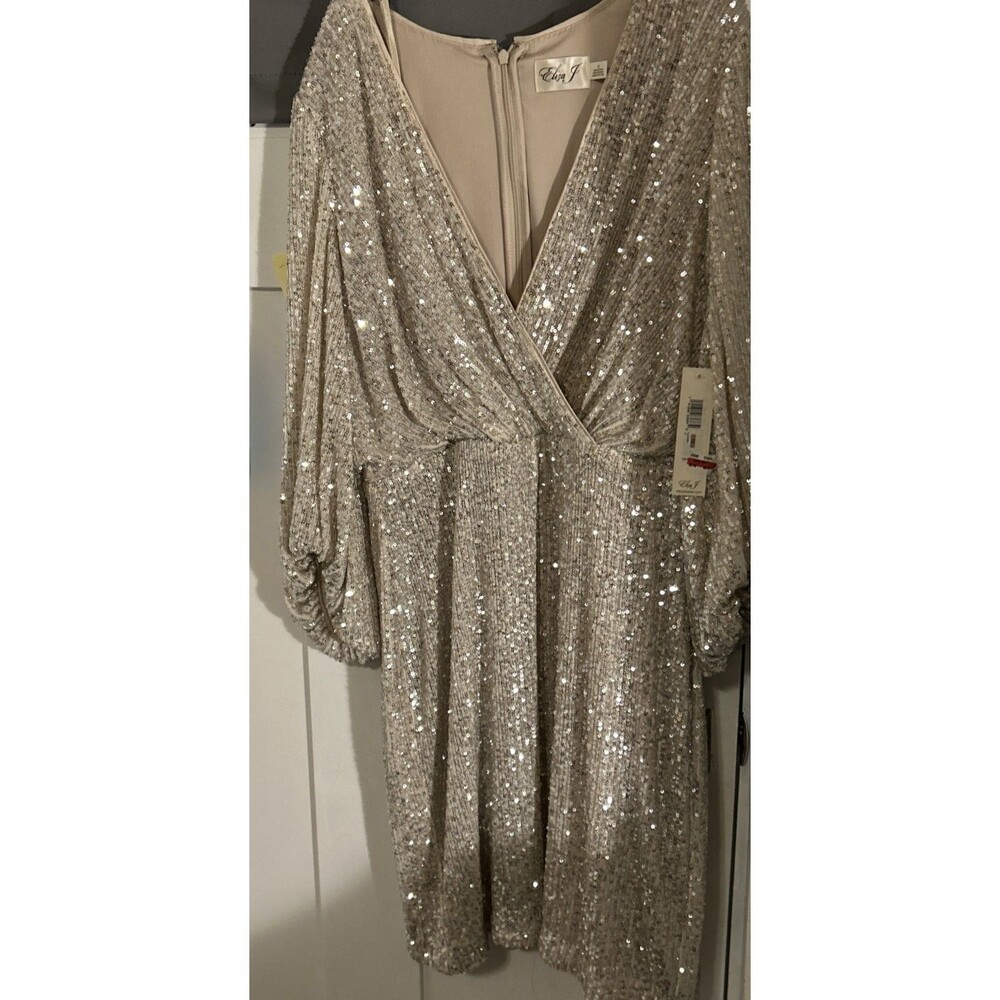 Eliza J Champaign Gold Sequin V-Neck 3/4 Sleeve Lined Mini Dress Zip 12 NWT